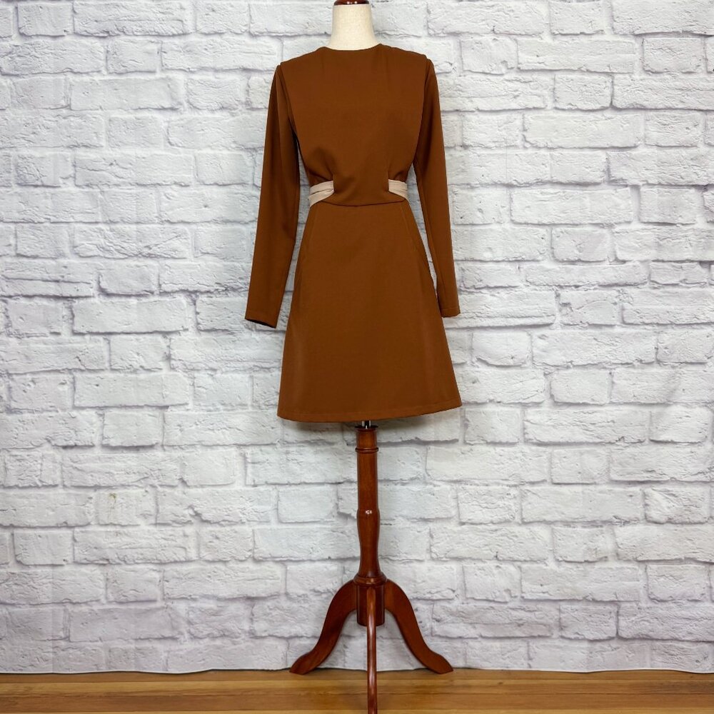 Bluzat Chestnut Brown Knee-Length Dress